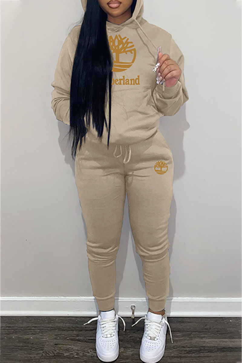 Khaki Fashion Sportswear Print Split Joint Hooded Collar Long Sleeve Two Pieces
Khaki Fashion Sportswear Print Split Joint Hooded Collar Long Sleeve Two Pieces