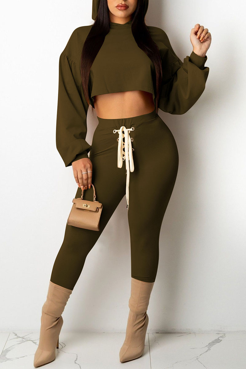 Ink Green Casual Solid Bandage Split Joint Hooded Collar Long Sleeve Two Pieces
Ink Green Casual Solid Bandage Split Joint Hooded Collar Long Sleeve Two Pieces