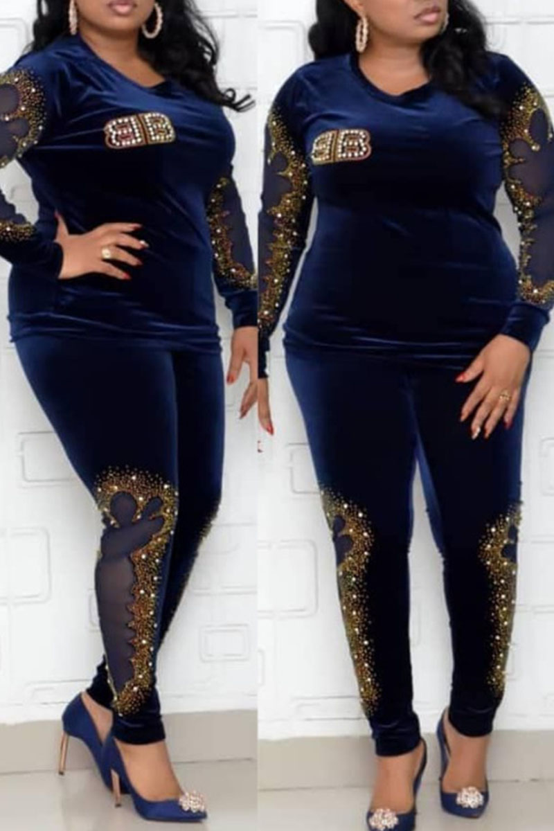 Blue Fashion Casual Hot Drilling Hollowed Out Split Joint O Neck Plus Size Two Pieces
Blue Fashion Casual Hot Drilling Hollowed Out Split Joint O Neck Plus Size Two Pieces