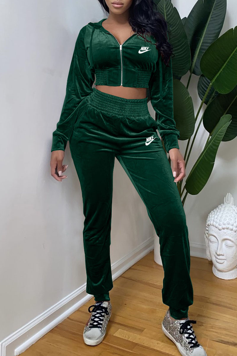Green Fashion Street Print Split Joint Hooded Collar Long Sleeve Two Pieces
Green Fashion Street Print Split Joint Hooded Collar Long Sleeve Two Pieces