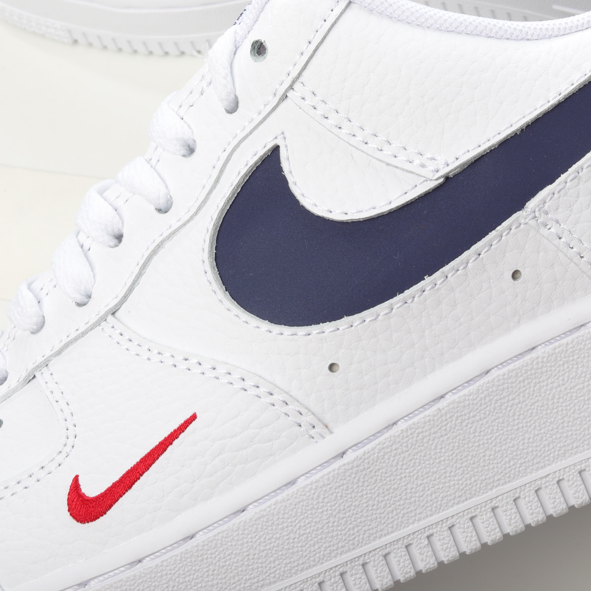 Nike Air Force 1 White/Navy DJ6887-100