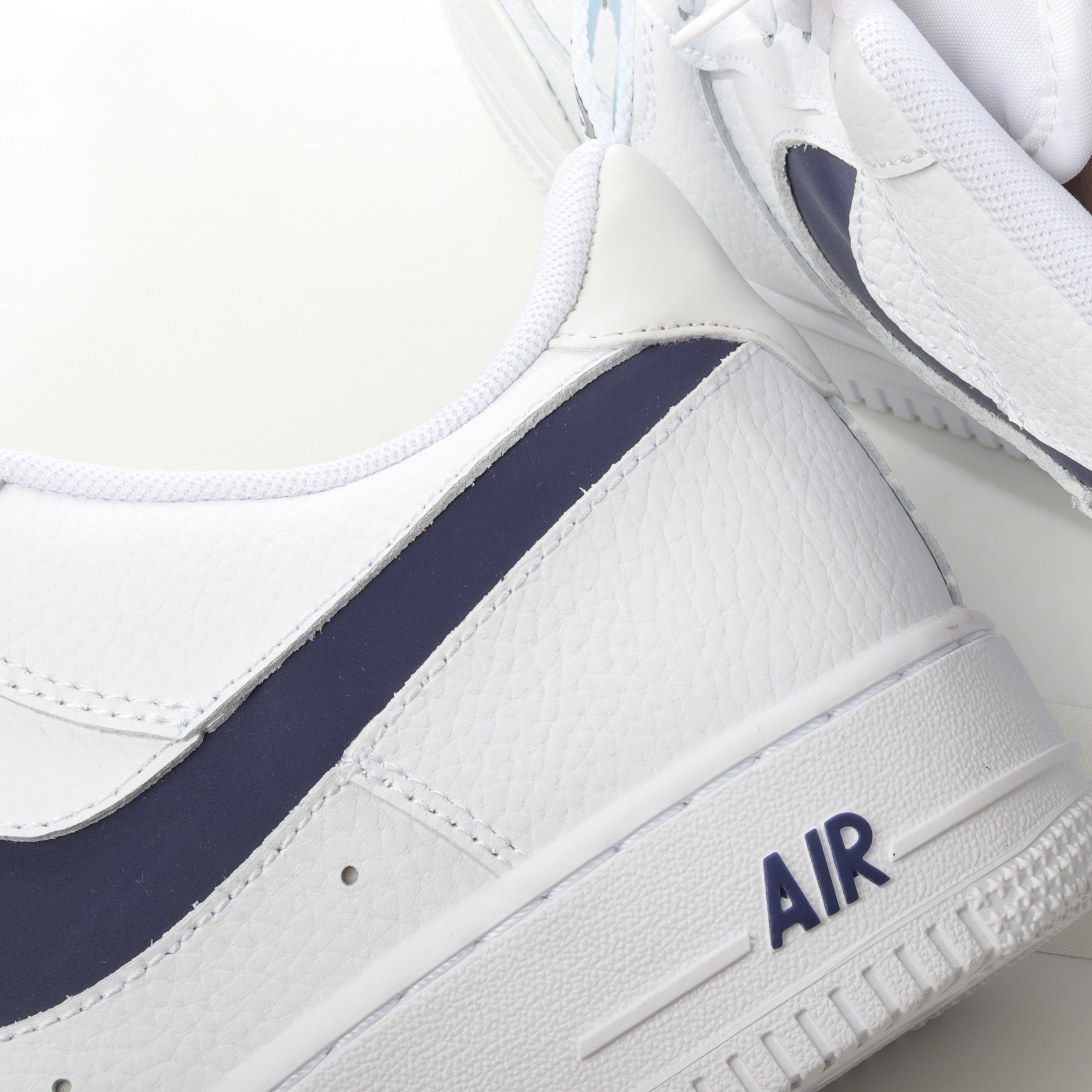 Nike Air Force 1 White/Navy DJ6887-100