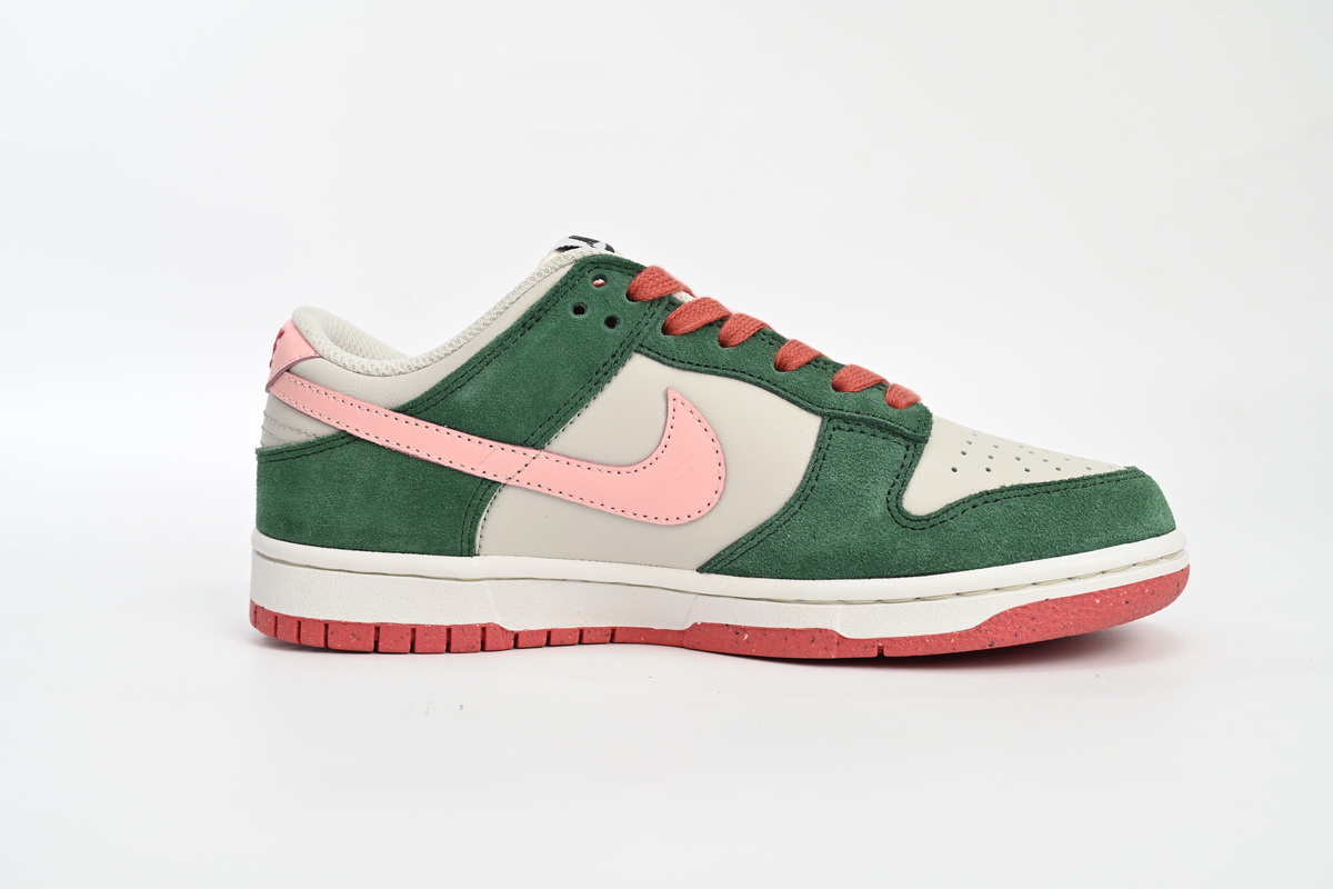 Nike Dunk Low SE All Petals United Fir Green (Women's) FN8923-061