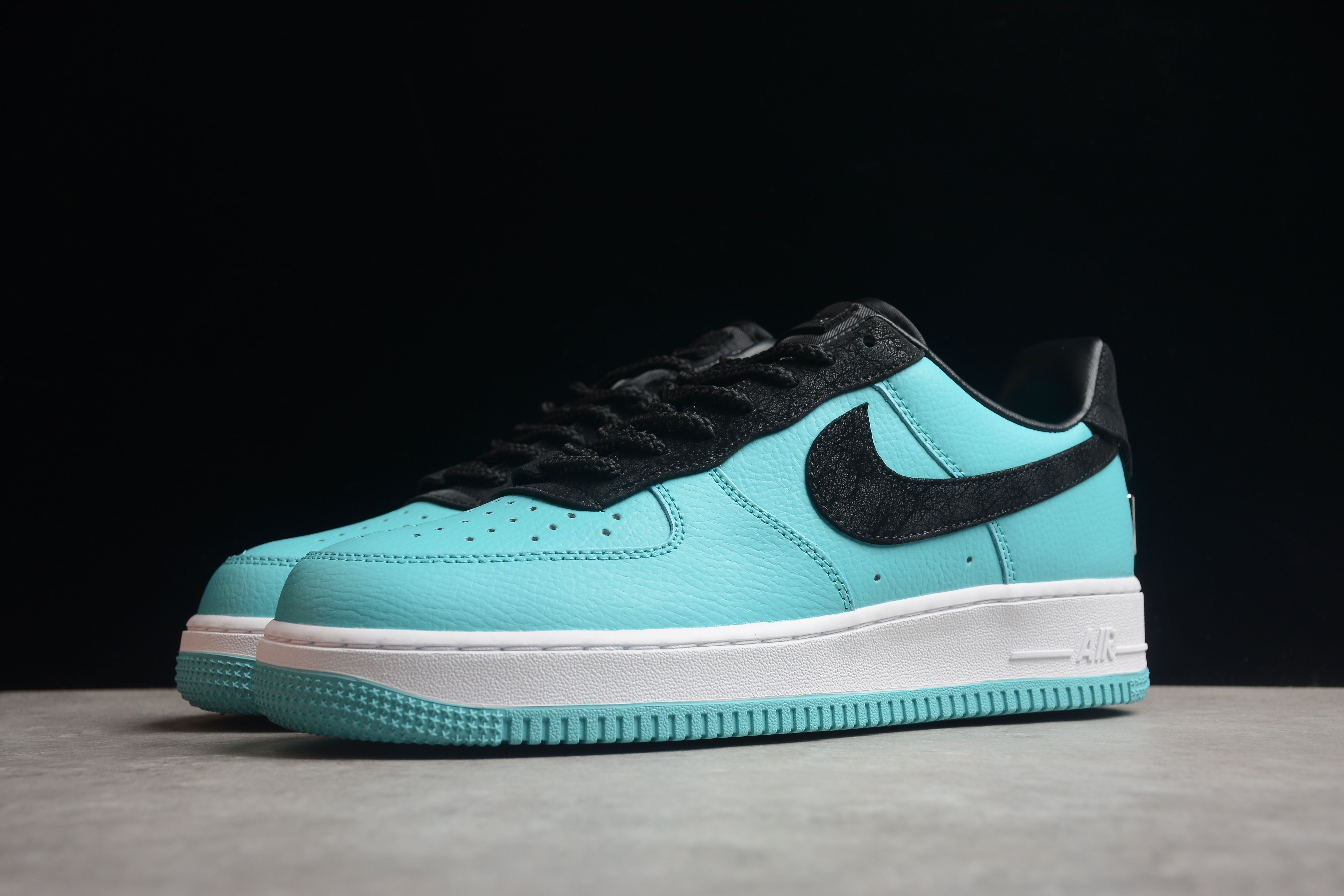 Nike Air Force 1 Tiffany Co 1837 Friends And Family DZ1382-900