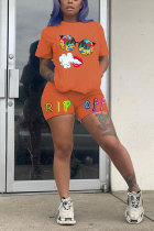 Оранжевый модный повседневный костюм для взрослых с буквенным принтом в стиле пэчворк, сплошной костюм из двух предметов, прямой, с коротким рукавом, из двух предметов