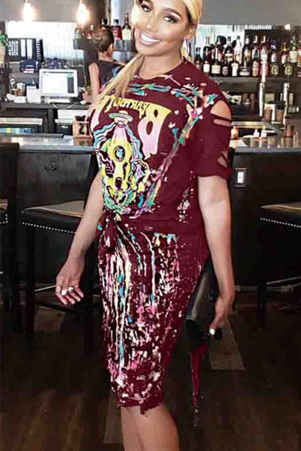 Weinrotes, modisches, sexy, zweiteiliges Patchwork-Kleid mit Print