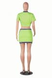 Fluorescerande grön Sexig solid A-linje kjol Kortärmad tvådelad klänning