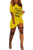 Gelbe Mode Sexy Erwachsene Ma'am Schwarze Flügelärmel Kurze Ärmel ein Schulterkragen Asymmetrischer knielanger Druck Patchwork-Charakter asymmetrische Kleider