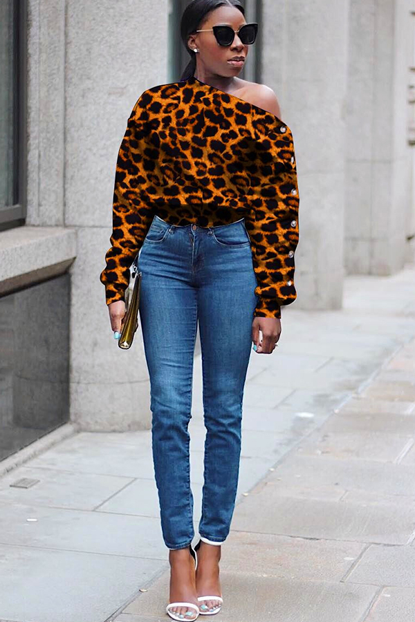 

Leopard print One Shoulder Collar Print Polyester Print Long Sleeve