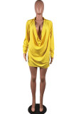 Желтое модное сексуальное асимметричное мини-клубное платье с длинными рукавами и асимметричным воротником