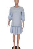 Bleu clair mode madame manches à volants col rond une jupe feuille genou-longueur robes à volants solides