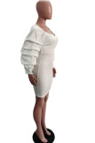 Svart Casual Bell ärm Långärmad V-hals Asymmetrisk Mini Solid asymmetriska klänningar