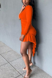 オレンジ色のセクシーな長袖Oネック非対称膝丈ソリッドドレープフリル非対称ドレス