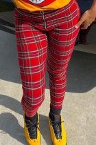Pantaloni dritti scozzesi con cerniera rossa e pantaloni dritti