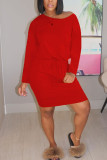 Rött mode Casual vuxen fru keps ärm långa ärmar O-hals raka knälånga randiga klänningar
