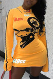 Orange décontracté vêtements de sport de rue lettre imprimée lettre basique col rond manches longues Mini jupe crayon robes