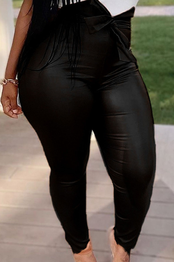 Pantalones pitillo sólidos de cuero sintético sexy negro