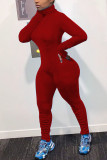 Rote lässige Spandex-Pit-Article-Stoffe, einfarbige, gefaltete Hosen, Reißverschlusskragen, schmale Overalls