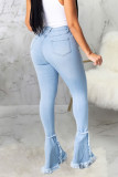 Calça jeans rasgada cintura alta sexy azul bebê com corte de cintura alta
