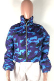 Prendas de abrigo de cuello alto con estampado elegante azul