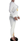 ホワイトファッションスポーツウェア大人ブレイズスカルヘッドプリントパッチワークOネック長袖レギュラースリーブレギュラーXNUMX枚