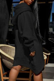 Черные деловые повседневные однотонные платья до середины икры с круглым вырезом и длинными рукавами