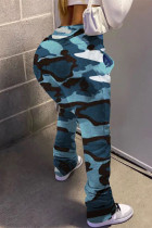 Blauwe bootcut broek met camouflageprint