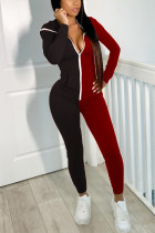 黒と赤のファッションカジュアルパッチワークパッチワークフード付き襟スキニージャンプスーツ