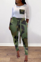 Conjunto de talla grande con cuello en O básico con estampado de camuflaje informal de moda verde militar