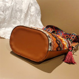 Bolso bandolera con diseño de borlas con estampado étnico de patchwork casual de moda marrón claro