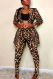 Costume deux pièces à manches longues imprimé léopard