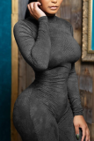 Macacão skinny preto casual sólido vazado com gola alta