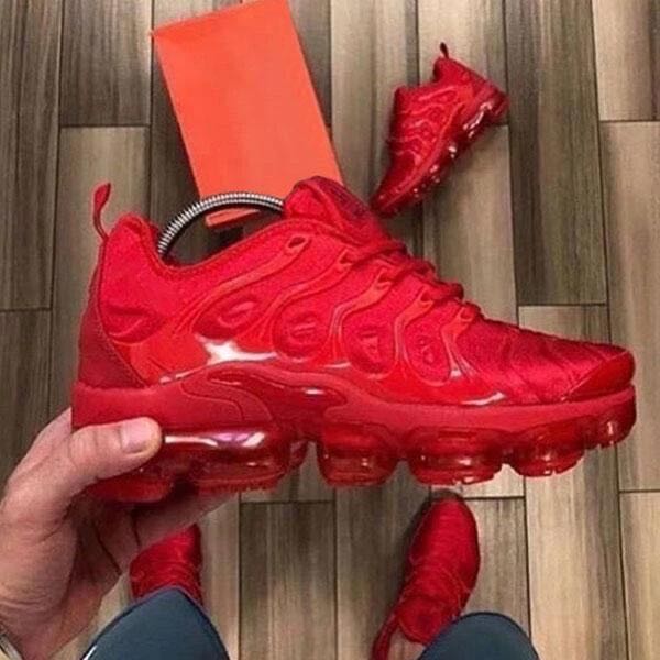 

Red Casual Sportswear Solid Color Breathable Air Cushion Running Shoe