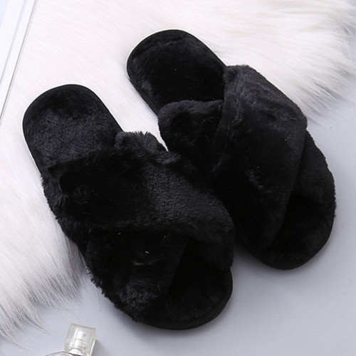 Pantuflas de felpa negras para mantener el calor de color sólido de vida informal