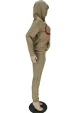 Kaki Mode Casual Sportkleding Brief Print Trekkoord Pocket Hooded Kraag Lange Mouw Cap Mouw Korte Twee Stukken