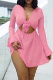 ピンクのファッションカジュアルソリッドくり抜かれたVネック長袖ドレス