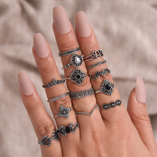 Silver Fashion Vintage Hollow Fifteen Pieces Rings