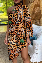 Robes décontractées à imprimé léopard et col licou en patchwork