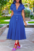 Синее модное повседневное однотонное платье с поясом и отложным воротником с коротким рукавом