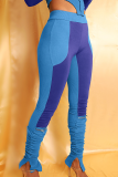 Синие повседневные облегающие однотонные брюки с цветными блоками и разрезом до середины талии