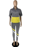 Grauer Sportswear-Zweiteiler mit Farbblock-Patchwork und Reißverschlusskragen, kurzen Ärmeln