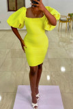 黄色のセクシーなカジュアルソリッドベーシックスクエアカラー半袖ドレス