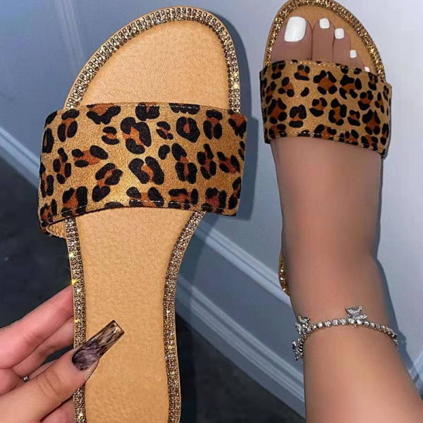 Zapatos de exterior cómodos abiertos con retazos callejeros informales con estampado de leopardo