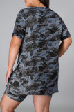 Azul claro moda casual estampa de camuflagem com fenda decote em v plus size duas peças