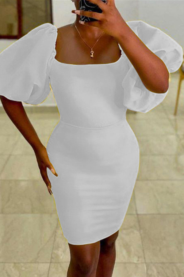 Weißes, sexy, lässiges, solides Basic-Kleid mit quadratischem Kragen und kurzen Ärmeln
