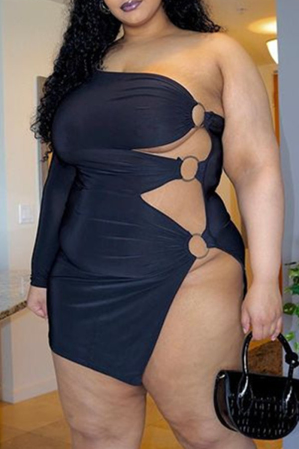 Черное сексуальное платье больших размеров с вырезом на спине и разрезом с косым воротником и длинным рукавом