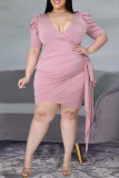Vestido de manga corta con cuello en V básico sólido de talla grande casual de moda rosa