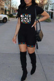 Macacão skinny casual fashion preto com estampa de letra básica