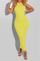 Gele mode sexy effen vouw O-hals mouwloze jurk