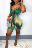 Macacão skinny verde moda sexy estampa sem costas com alça de espaguete